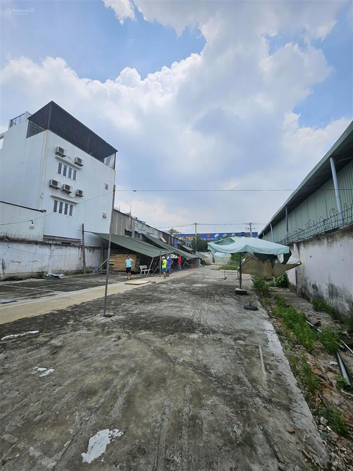 Bán mt 712 lê văn khương, thới an, quận 12. dt 16 x 62 cn 958m2 (400m2 thổ cư) giá 48 tỷ tl