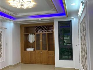 Bán nhà mặt tiền đường số 18b, 1 trệt 3 lầu, 4pn kiên cố phù hợp ở kd, giá 8.15 tỷ tl