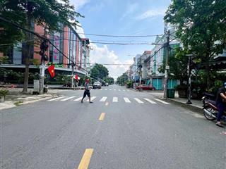 Bán nhà mặt tiền đường tên lửacơ hội vàng kinh doanh. 5x16m, đường 15m vỉa hè rộng, 10.3 tỷ tl
