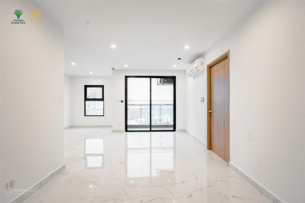 Duy nhất căn 2pn+1 (dt lớn 79m2) đơn giá chỉ 52tr/m2. view sồng đồng naigiảm sốc hơn 1tỷtt 180n