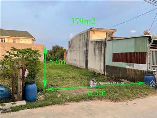 Đất bình chuẩn 379m2 có 160m2 thổ cư mà giá chỉ 3tỷ 2 nhanh mới còn ạ