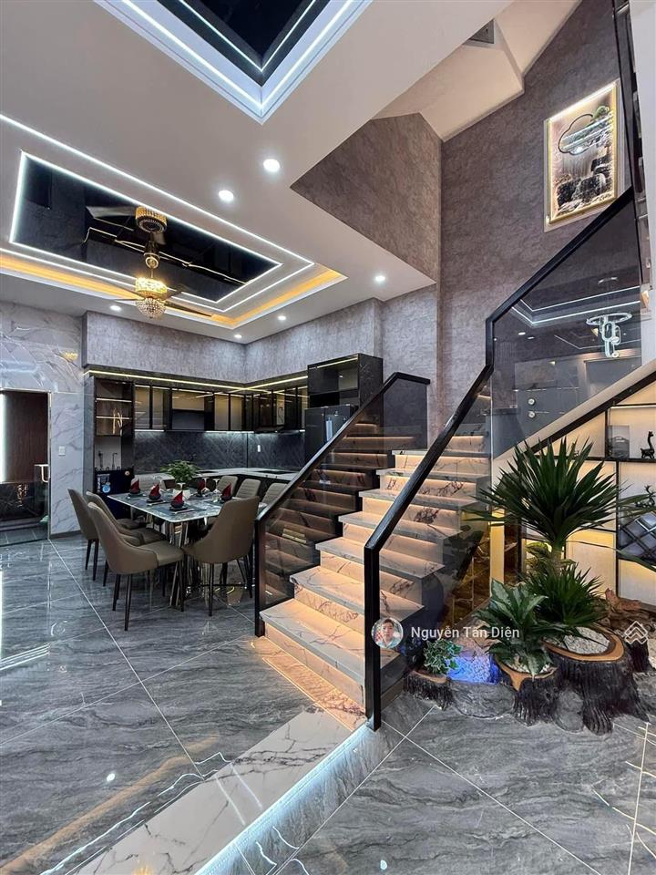 Góc 2 mặt tiền trong kdc an phú tp hồ chí minh tặng kèm full nội thất như hình chỉ 6 tỷ 150