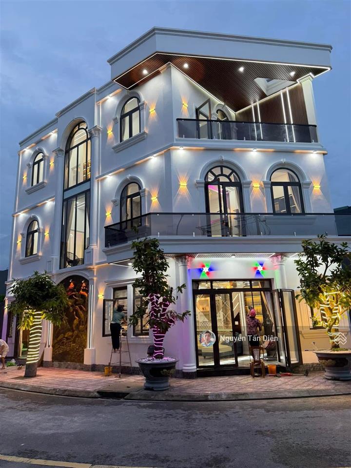 Góc 2 mặt tiền trong kdc an phú tp hồ chí minh tặng kèm full nội thất như hình chỉ 6 tỷ 150