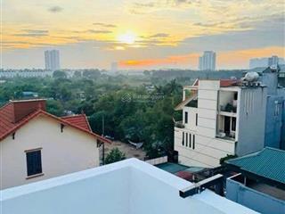 Bán căn nhà dòng tiền 6 tầng, mặt tiền 10m. giá 11.6 tỷ, vị trí khu vực ngã tư vạn phúc