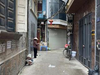 Bán nhà riêng ngõ 272 ngọc hồi hoàng mai, 30m x5t, nhỉnh 5 tỉ, phân lô, ô tô,sdcc