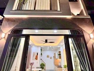 Nhà shr 1t1l ngay ngã tư bà hom (cầu vượt tỉnh lộ 10). gía 1.9tỷ/tl