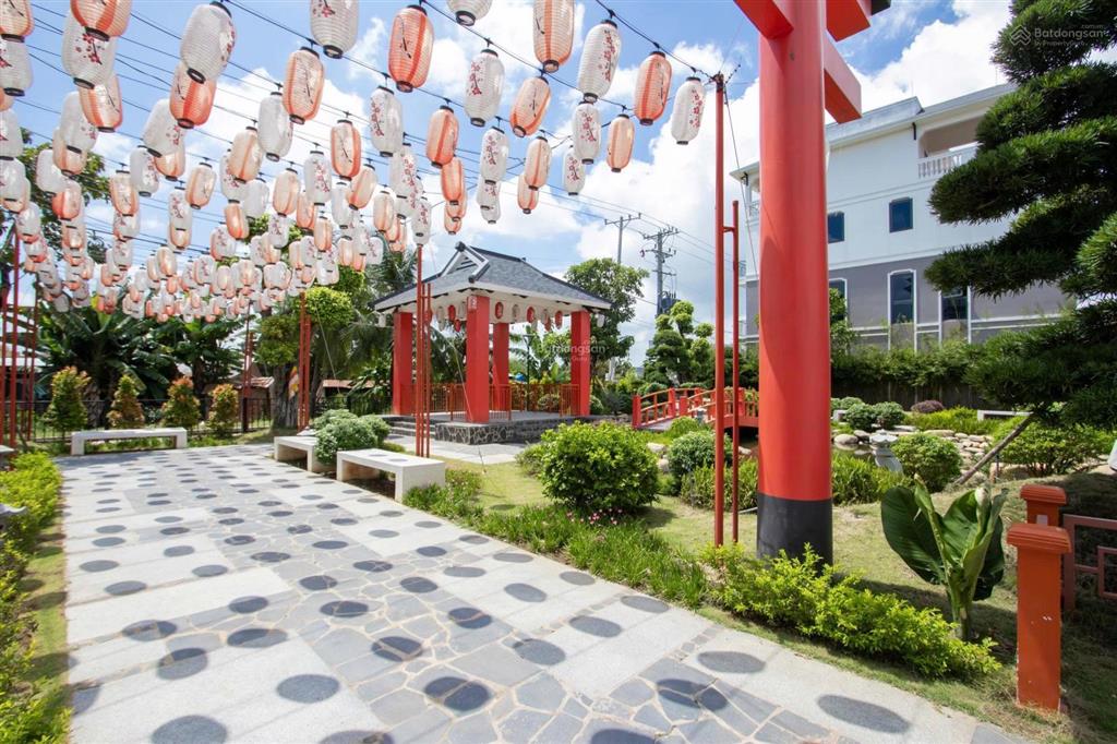 Bán shophouse 4pn, 4wc, 110m2 tại đường 3/2, đức hòa, long an, giá cực chất