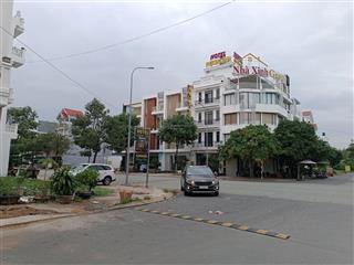 Bán lô đất da five star, phước lý, long an, lô góc 2 mặt tiền trục đường chính. đầy đủ giấy tờ