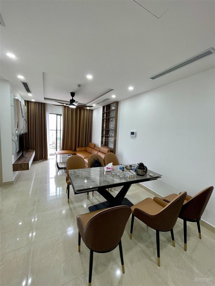 Em có 2 căn góc chính chủ gửi riêng 72.5m2, to rộng nhất toà cần bán, anh chị cần nhà alo (hh 1%)