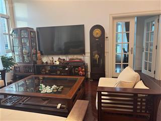 Gia đình cần bán nhanh căn hộ 4pn dt 216m2 chung cư cao cấp the manor mễ trì full nội thất