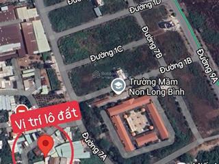 Bán đất sát khu vip gần bên vinhome quận 9 dt 110,8m2 giá 3,6ty