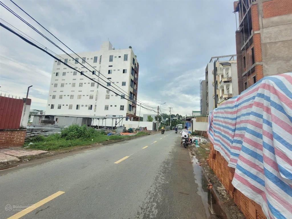 Bán đât xây chdv mặt tiền đường võ văn hát