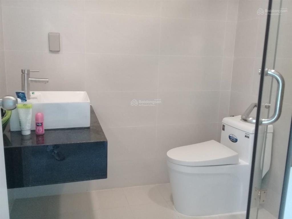 Chính chủ bán 2pn 77m2 scenic valley 2 giá 7,4 tỷ  0979 884 ***