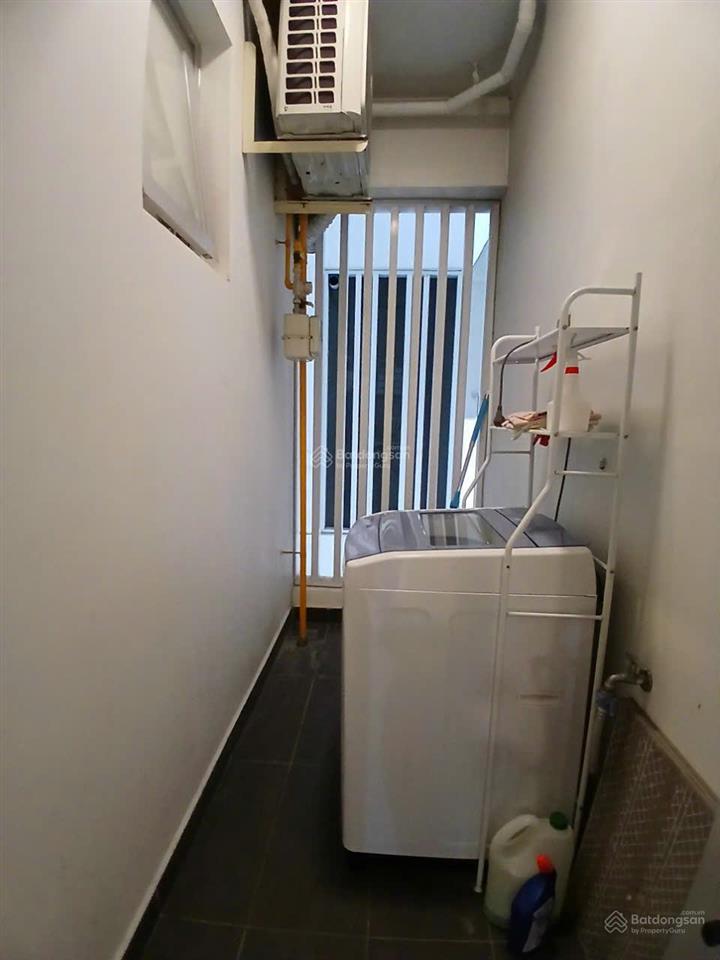 Chính chủ bán 2pn 77m2 scenic valley 2 giá 7,4 tỷ  0979 884 ***