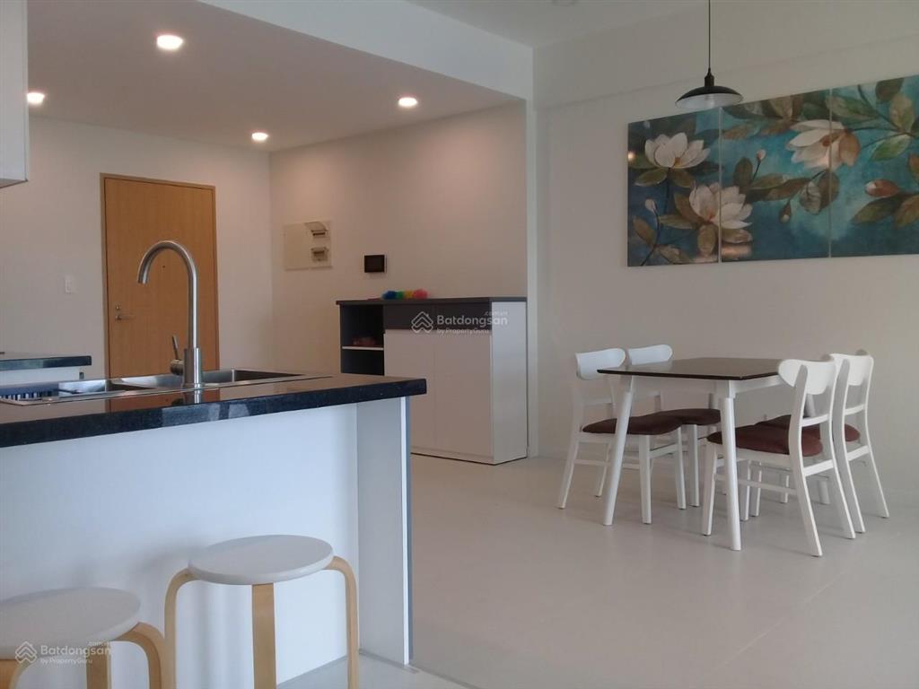 Chính chủ bán 2pn 77m2 scenic valley 2 giá 7,4 tỷ  0979 884 ***