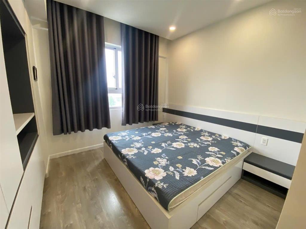 Chính chủ bán 2pn 77m2 scenic valley 2 giá 7,4 tỷ  0979 884 ***