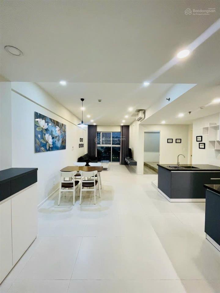 Chính chủ bán 2pn 77m2 scenic valley 2 giá 7,4 tỷ  0979 884 ***