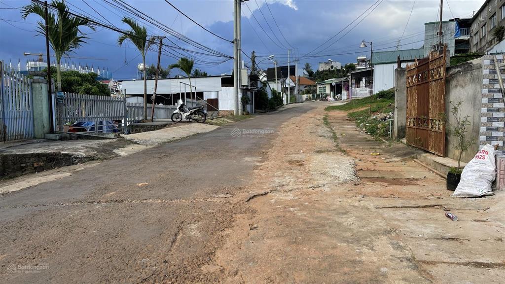 Chính chủ bán nhà đất tại trung tâm thị trấn di linh. hỗ trợ vay ngân hàng lên đến gần 4 tỷ