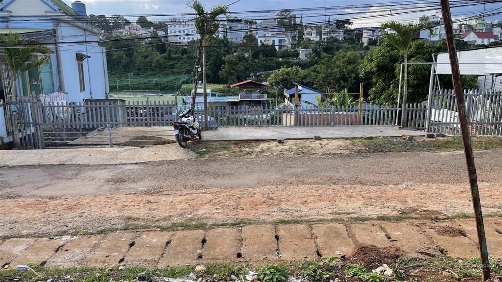 Chính chủ bán nhà đất tại trung tâm thị trấn di linh. hỗ trợ vay ngân hàng lên đến gần 4 tỷ