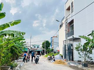 Đất hẻm 301 vườn lài, gần sông sài gòn, di chuyển thuận tiện sang gò vấp