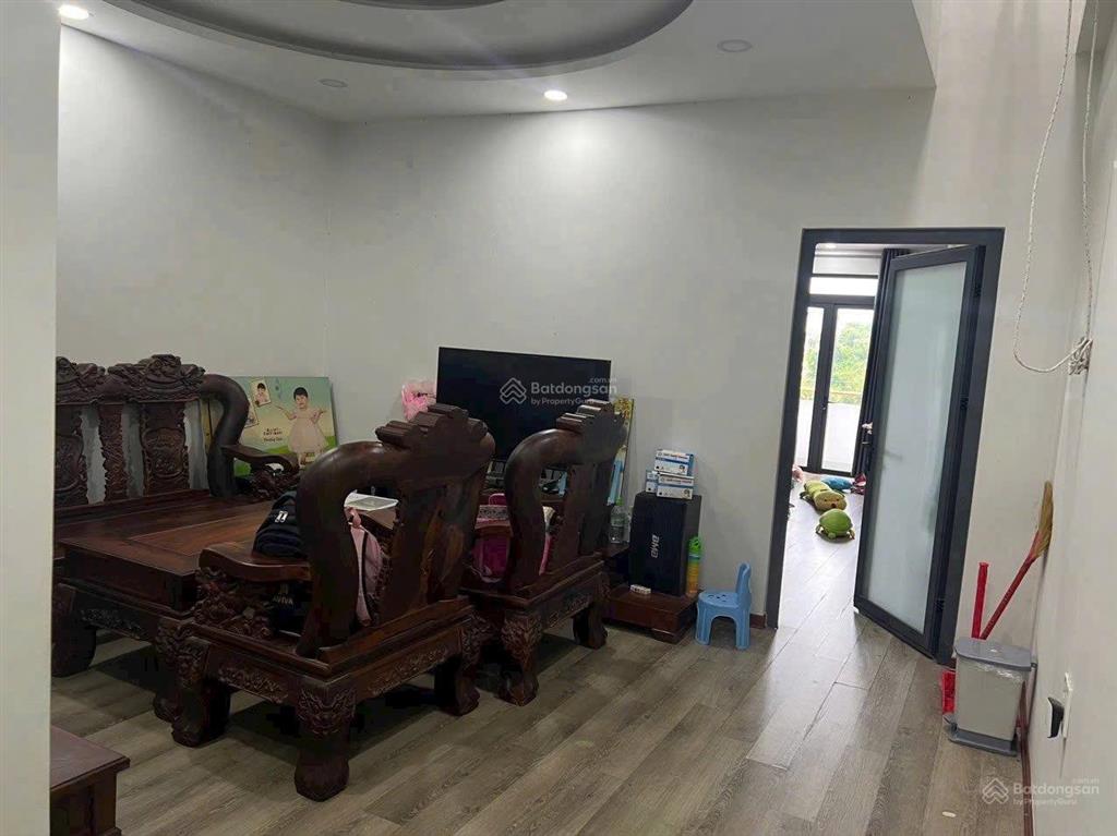 Bán gấp nhà phố hiện đại mặt tiền vườn lài tiện kinh doanh mua bán