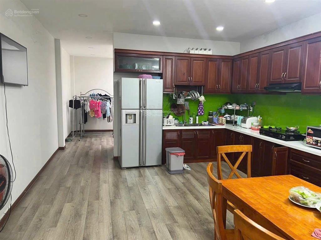 Bán gấp nhà phố hiện đại mặt tiền vườn lài tiện kinh doanh mua bán