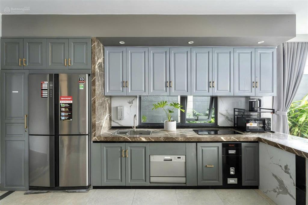 Bán villa hiện đại nội thất cao cấp, nguồn thu cao, 5pn, kqh an sơn, p. 4 đà lạt