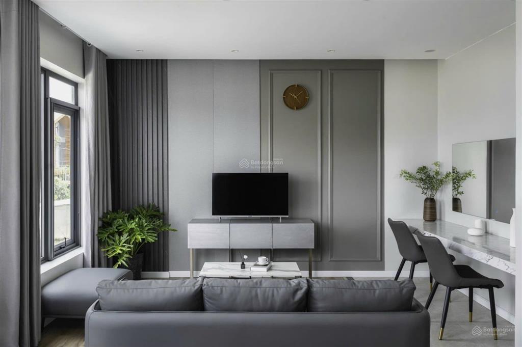Bán villa hiện đại nội thất cao cấp, nguồn thu cao, 5pn, kqh an sơn, p. 4 đà lạt