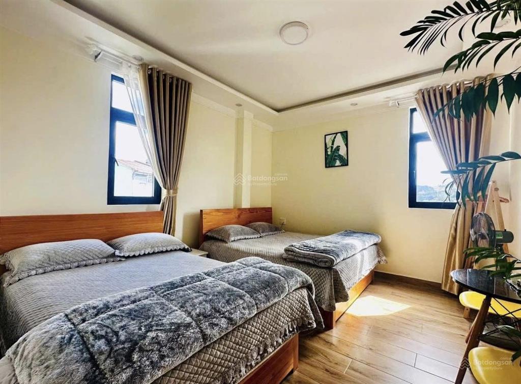 Bán villa mới xây trung tâm đà lạt 11 phòng 224m2 giá 20 tỷ