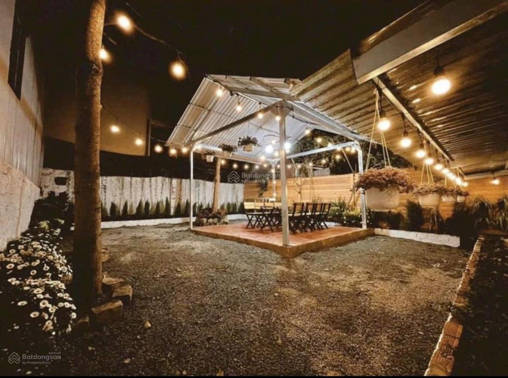 Hàng hiếm  villa sân vườn đường tương phố  đà lạt  210m2  16 tỷ (thương lượng)
