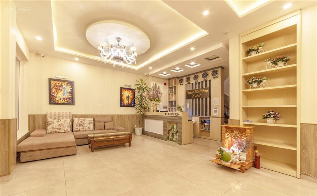 Khách sạn kqh golf valley đường nguyễn thị nghĩa, p2, tp đà lạt. cách haus đà lạt 150m35tỷ tl