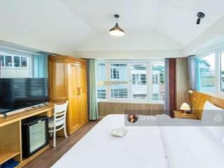 Khách sạn kqh cách chợ đà lạt hồ xuân hương 1km 80m2 6 tầng 14 phòng hđ thuê 35tr/th