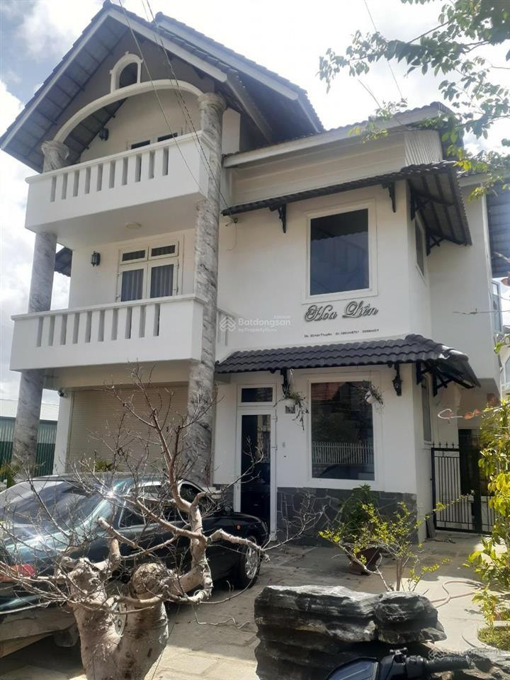 Bán villa 11 phòng 365m2 mt hàn thuyên, p5, đà lạt, ngang 14m, hợp đồng thuê 40tr/th, giá 29 tỷ