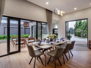 Bán villa sân vườn 300m2, 3pn, ngang 10.55m, đường hồ xuân hương, p. 9 đà lạt. giá chỉ 14.7 tỷ