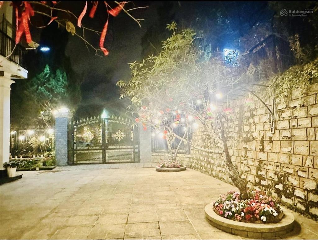 Bán villa 2 mặt tiền vạn hạnh & mai xuân thưởng p. 8 nguồn thu cao  giá 25 tỷ (giá cũ 28.5 tỷ)