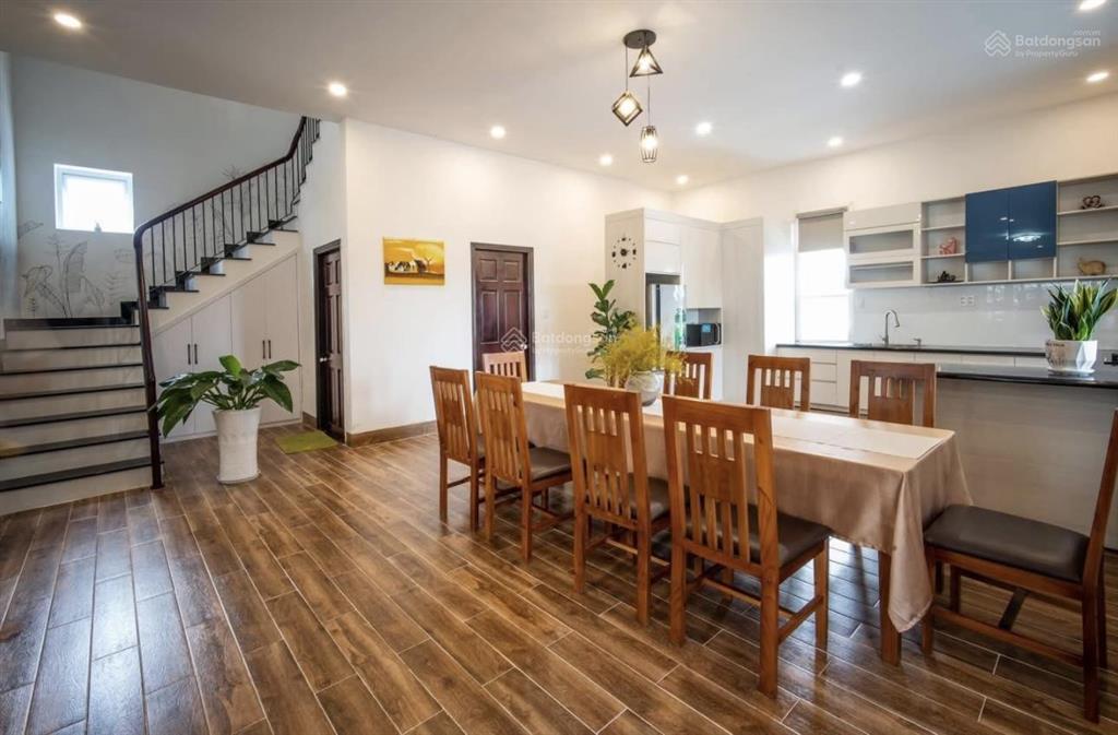 Bán villa 2 mặt tiền vạn hạnh & mai xuân thưởng p. 8 nguồn thu cao  giá 25 tỷ (giá cũ 28.5 tỷ)