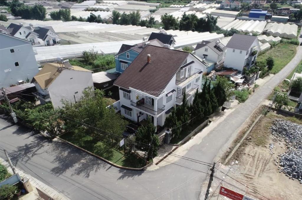 Bán villa 2 mặt tiền vạn hạnh & mai xuân thưởng p. 8 nguồn thu cao  giá 25 tỷ (giá cũ 28.5 tỷ)