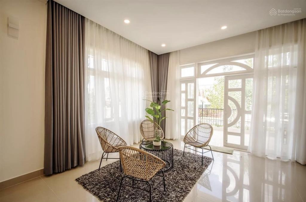 Bán villa 2 mặt tiền vạn hạnh & mai xuân thưởng p. 8 nguồn thu cao  giá 25 tỷ (giá cũ 28.5 tỷ)
