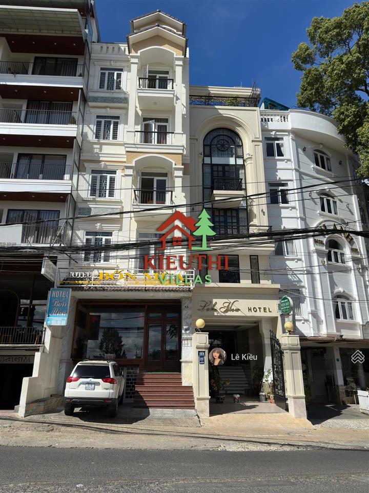 Định cư mỹ cần bán khách sạn đẹp  rẻ hơn thị trường 30%, view hồ xuân hương ngay chợ đà lạt, 55 tỷ