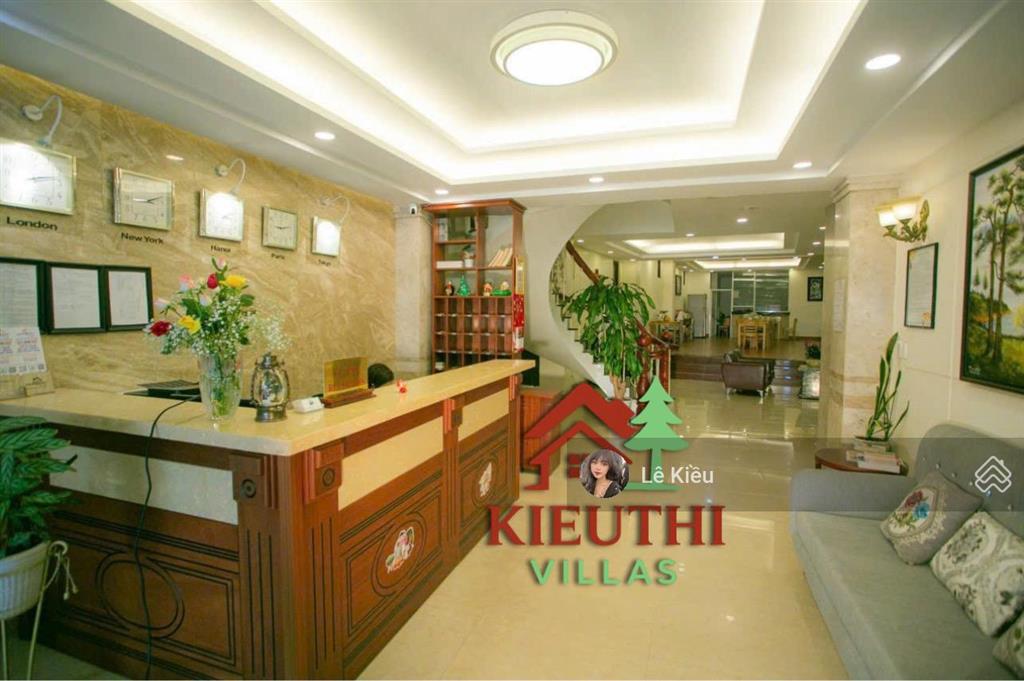 Định cư mỹ cần bán khách sạn đẹp  rẻ hơn thị trường 30%, view hồ xuân hương ngay chợ đà lạt, 55 tỷ