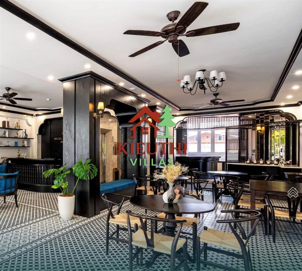 Siêu phẩmkhách sạn 3*|32 phòng kqh golf valley view đồi thông cách haus dalat 150mnguồn thu khủng