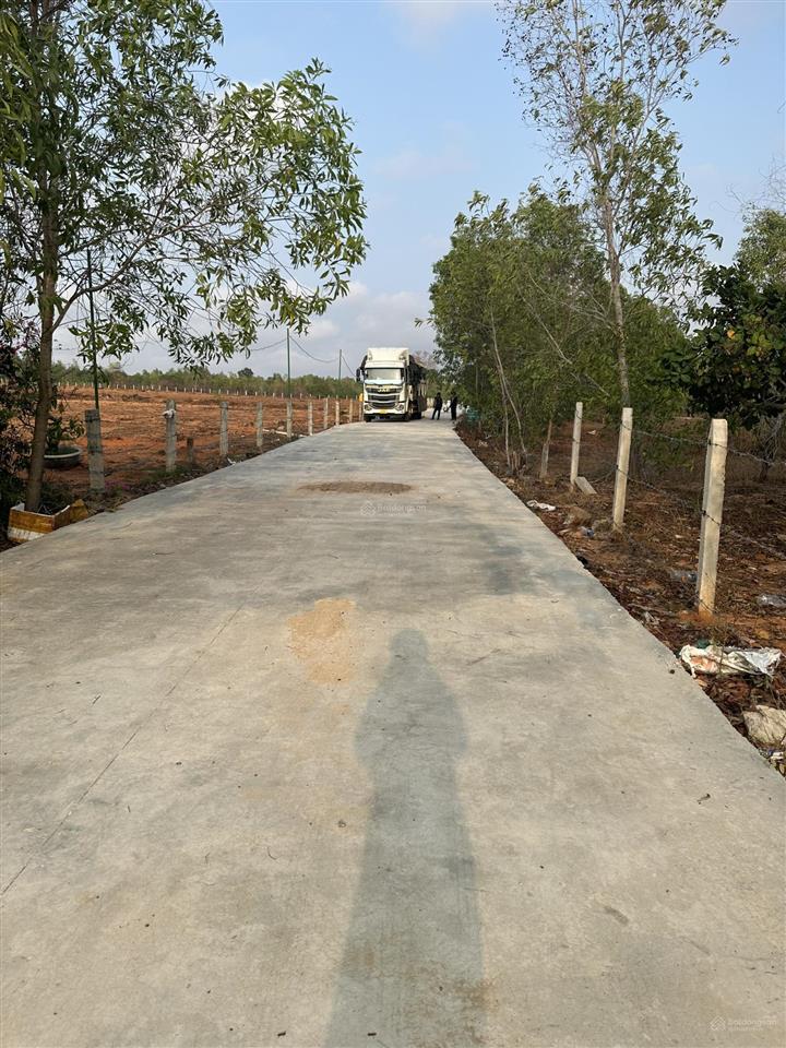 Bán đất lô 2 đường 715 gần sân bay phan thiết 1.000m² chỉ 1,2 tỷ/lô