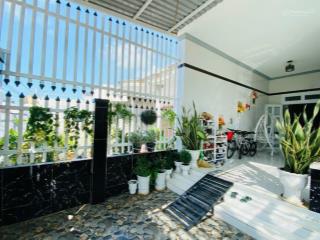 Siêu phẩm nghỉ dưỡng mũi né nhà 200m², 3pn, gần biển, pháp lý chuẩn, đầu tư sinh lời cao!