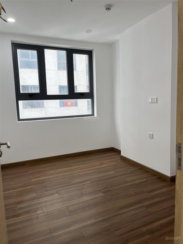 Cần bán căn 1pn + 57m2 view hồ bơi cực đẹp chung cư the eastgate ngay làng đại học quốc gia thủ đức