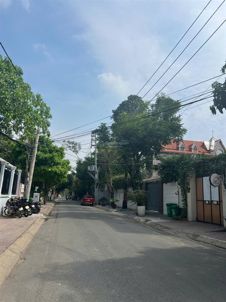 Cần bán gấp nhà thảo điền giá chỉ 100tr/m2 dtcn 410m2 giá chỉ 40 tỷ tl hiện trạng 1 trệt lầu