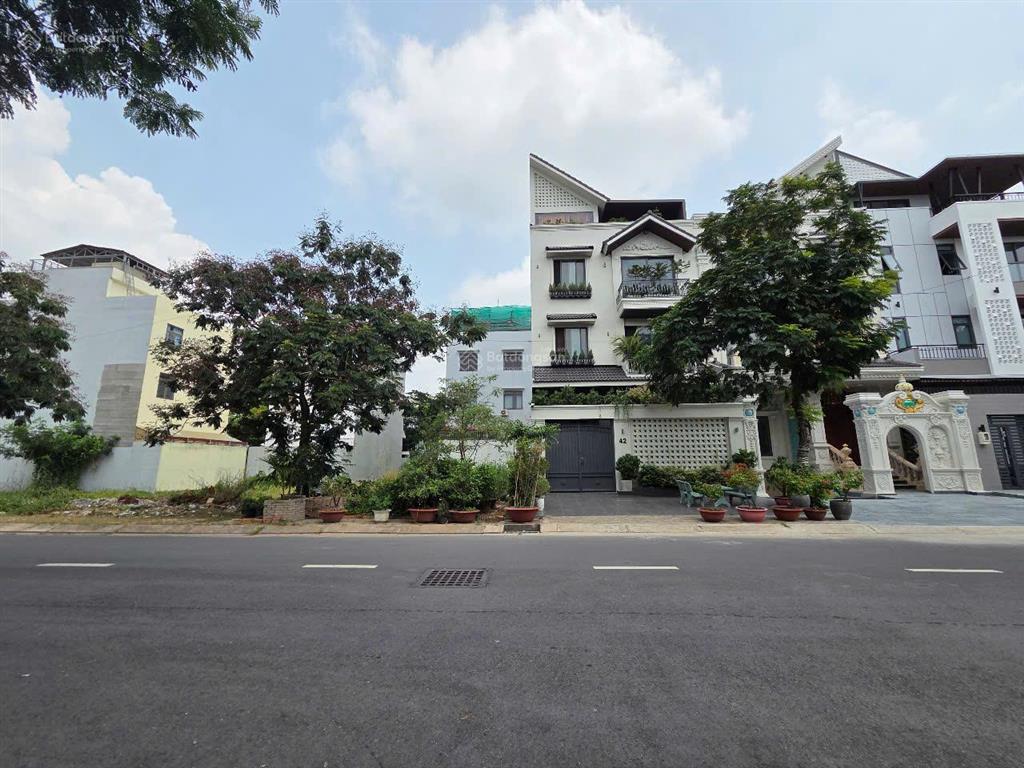 Bán đất nền phong phú 4, khang điền. dt 100 m2, giá 5.5 tỷ