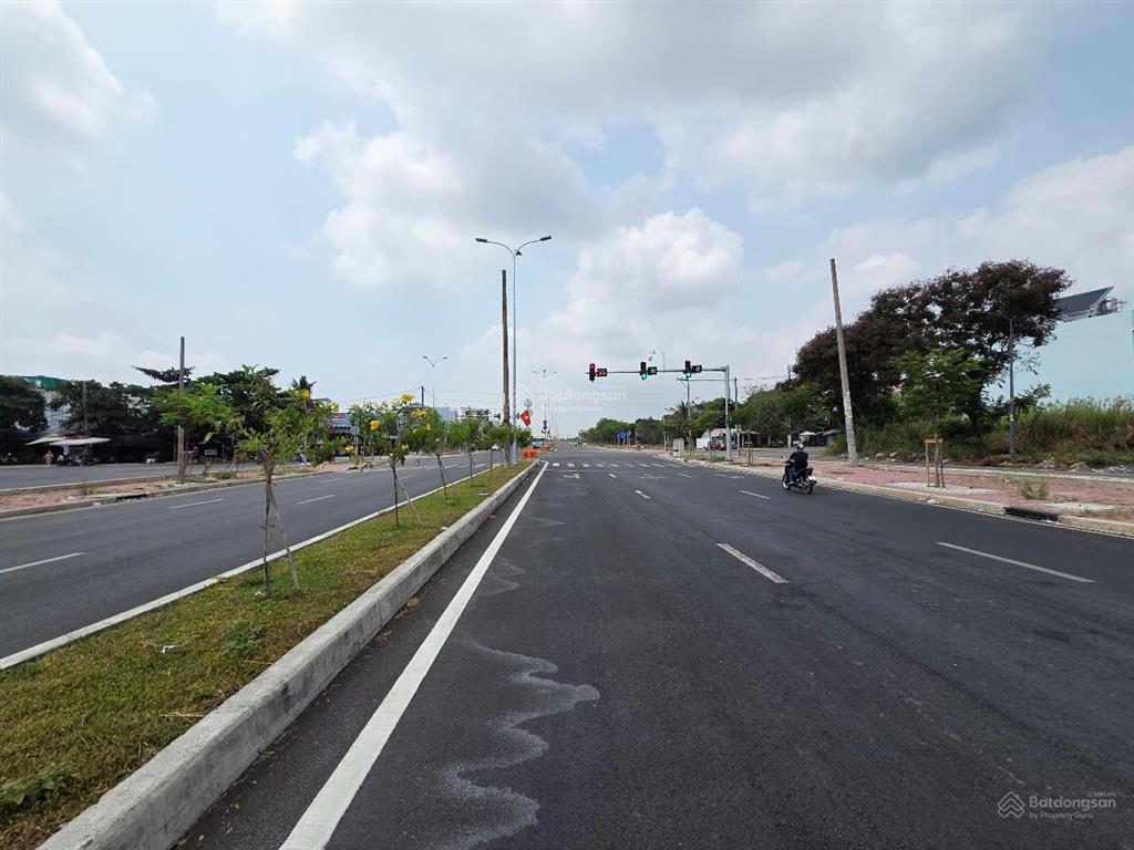 Bán đất nền phong phú 4, khang điền. dt 100 m2, giá 5.5 tỷ