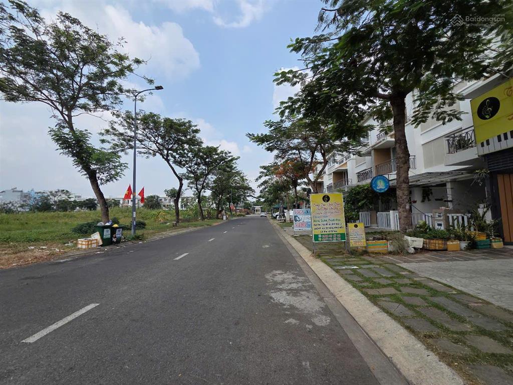 Bán đất nền phong phú 4, khang điền. dt 100 m2, giá 5.5 tỷ