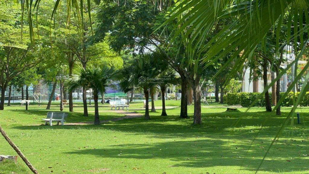 Bán gấp trong tháng nhà phố lovera park  view công viên chỉ 7.6 tỷ