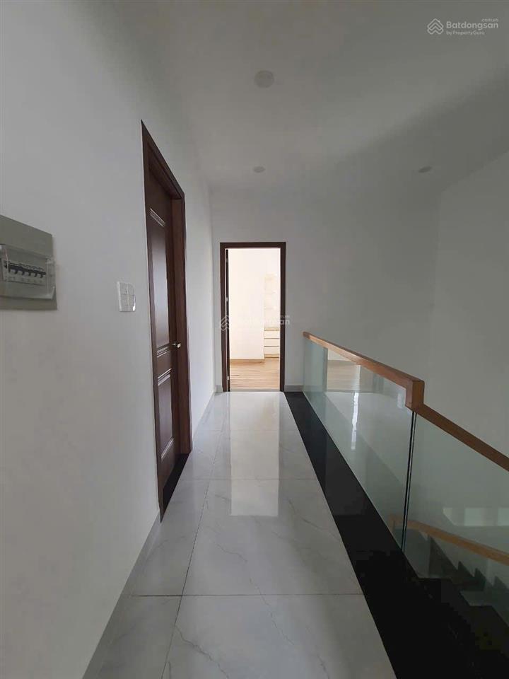 Bán gấp trong tháng nhà phố lovera park  view công viên chỉ 7.6 tỷ